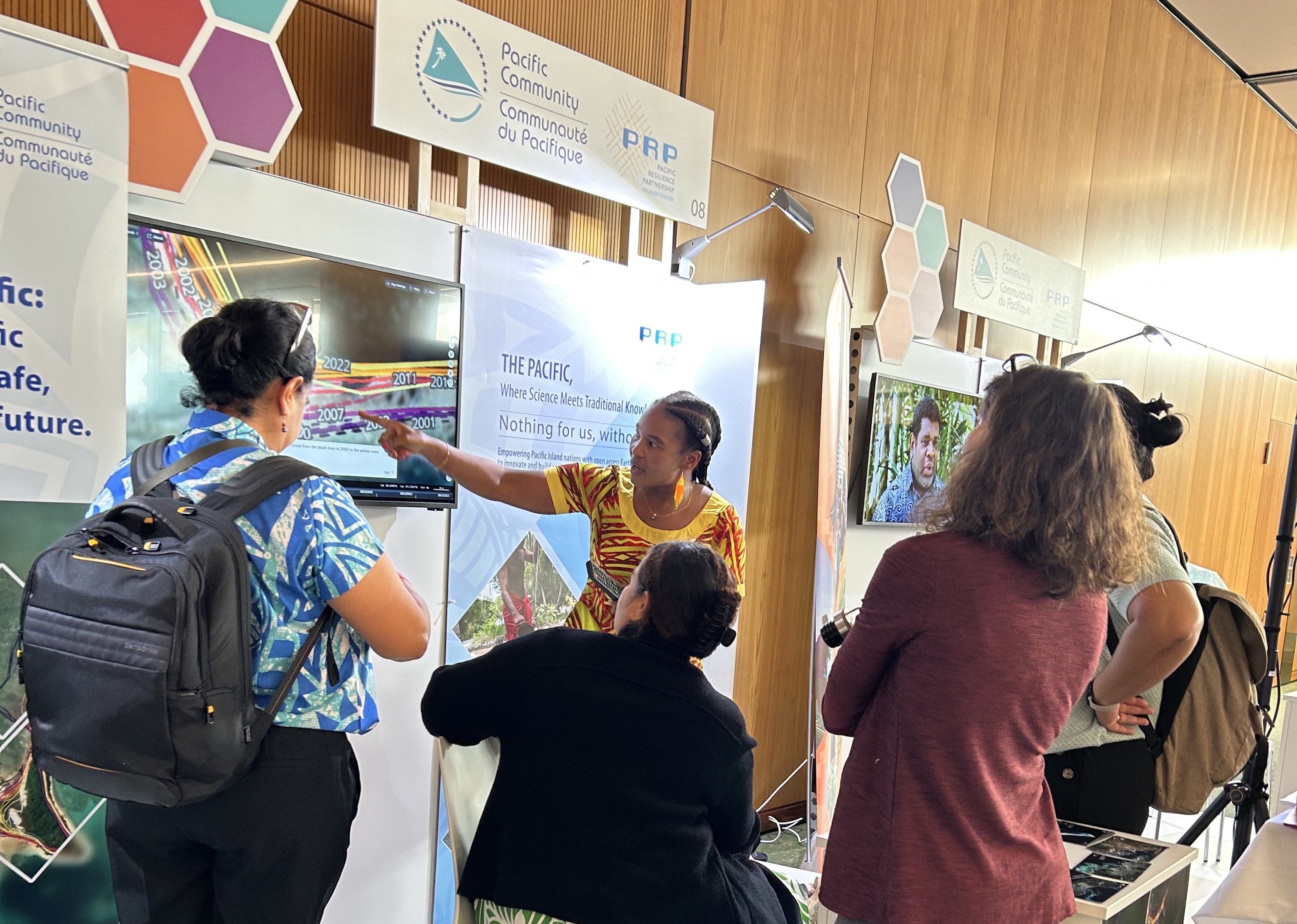 Earth intelligence for resilience: partnerships and insights from the Pacific