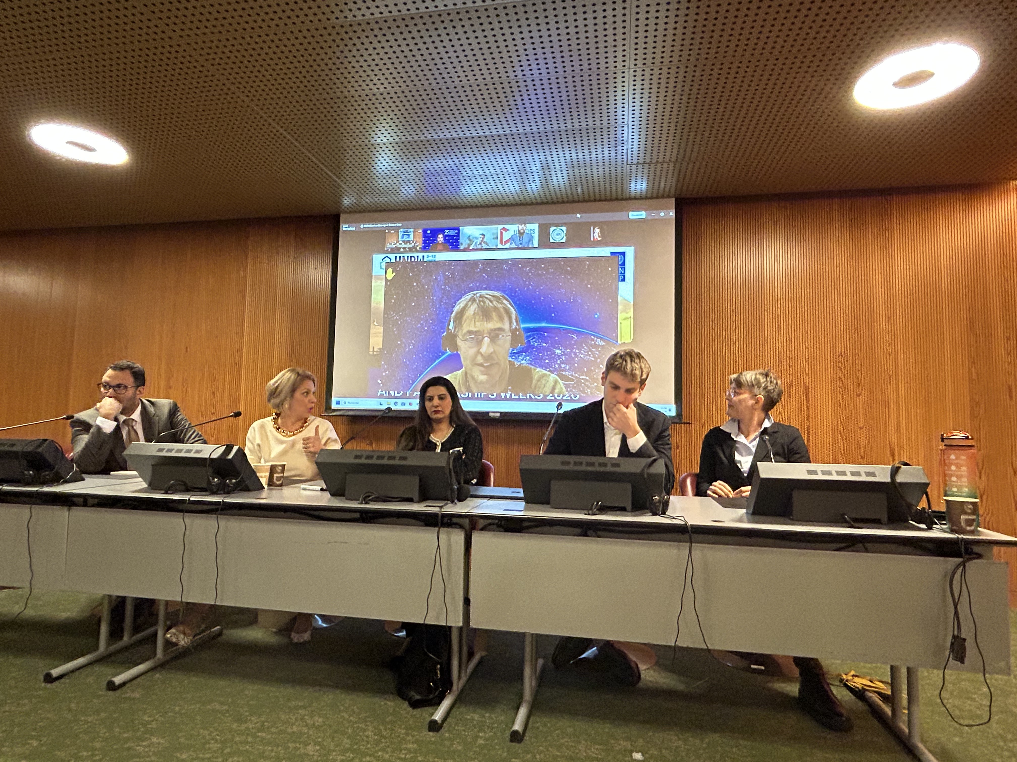 Strengthening airport and seaport preparedness through partnerships with Earth Intelligence